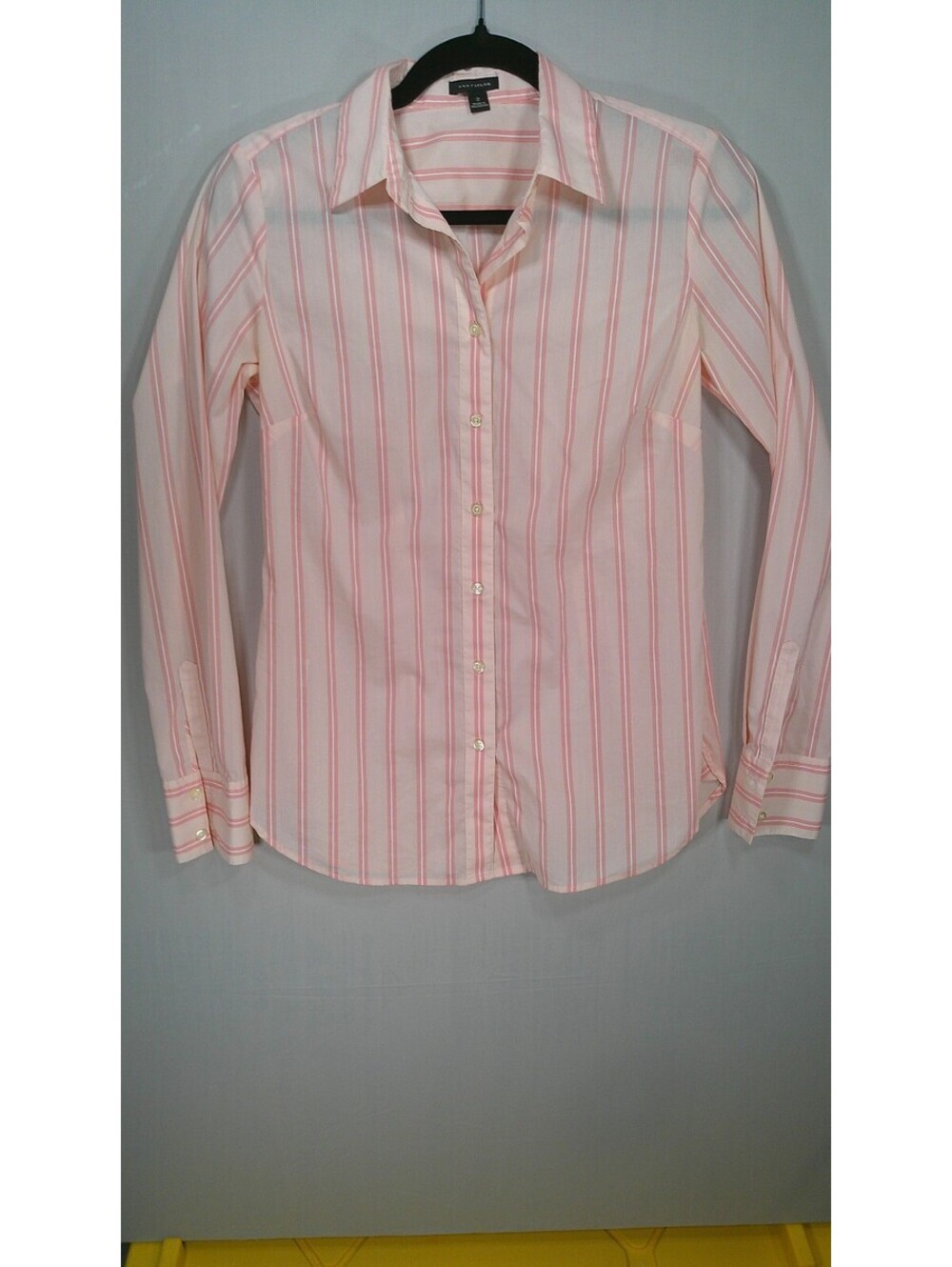 Ann Taylor Women’s Button-Up Blouse